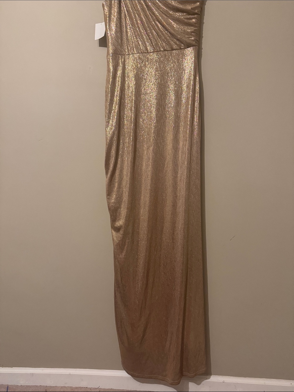 NWOT- Tadashi Shoji Foil Ruffle One-Shoulder Gown, Gold Dust, size Medium - Picture 12 of 12